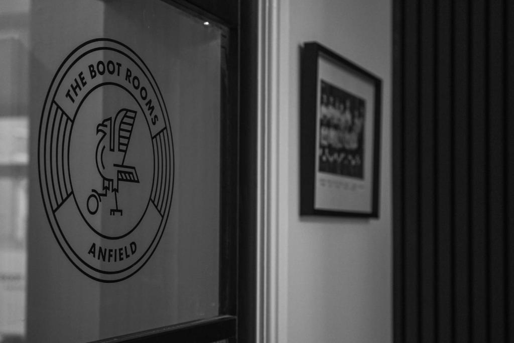 The Boot Rooms Anfield Liverpool Exteriör bild